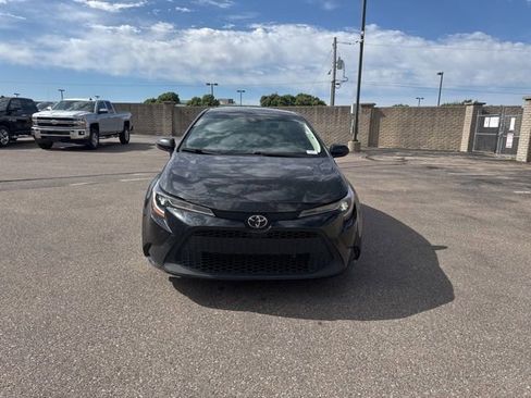 Used 2022 Toyota Corolla LE w/ LE Convenience Package FWD image 2