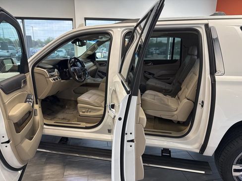 Used 2018 GMC Yukon XL Denali w/ Denali Ultimate Package image 12