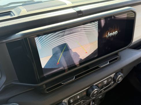 Used 2025 Jeep Wrangler Unlimited Sport S 4xe image 32