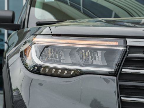 New 2026 Ford Explorer Active image 11