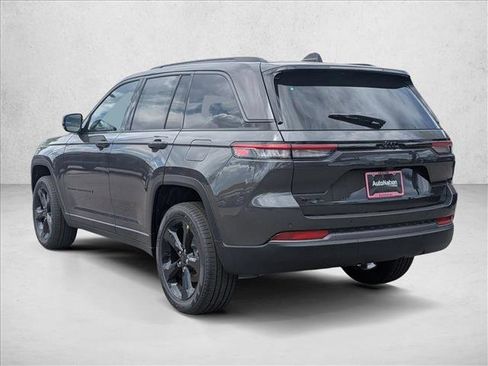 New 2026 Jeep Grand Cherokee Limited w/ Limited Altitude Package AWD/4WD image 9