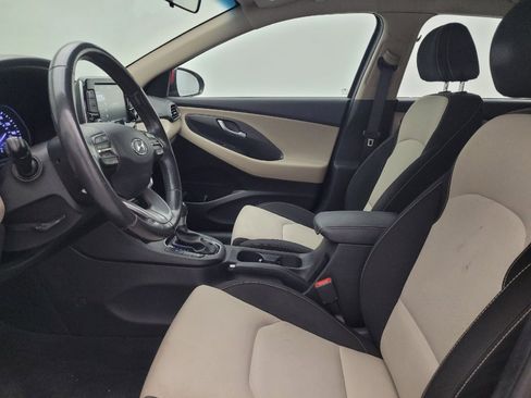 Used 2018 Hyundai Elantra GT w/ Style Package 02 FWD image 17