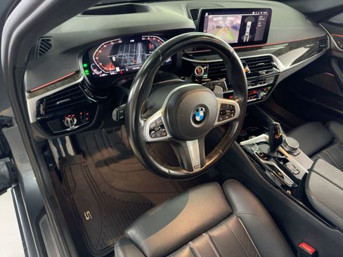 Used 2022 BMW 540i w/ M Sport Package image 4