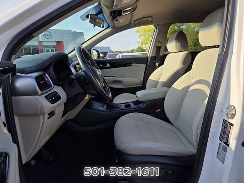 Used 2020 Kia Sorento LX w/ LX I4 Convenience Package AWD/4WD image 9