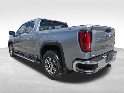 Used 2023 GMC Sierra 1500 SLT w/ SLT Convenience Package AWD/4WD image 11