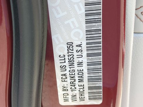 Used 2022 Jeep Grand Cherokee L Summit w/ Advanced Protech Group IV image 68