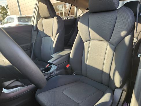 Used 2023 Subaru Crosstrek 2.0i image 7
