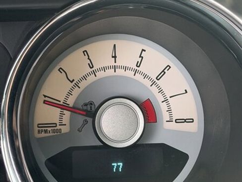 Used 2010 Ford Mustang GT image 17