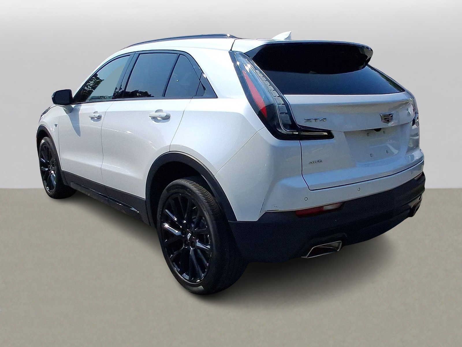 Used 2023 Cadillac XT4 Sport AWD/4WD image 28