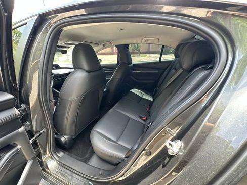 Used 2025 MAZDA MAZDA3 s FWD image 18