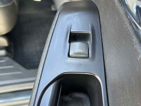 Used 2019 Chevrolet Traverse LT w/ LPO, Floor Liner Package AWD/4WD image 36