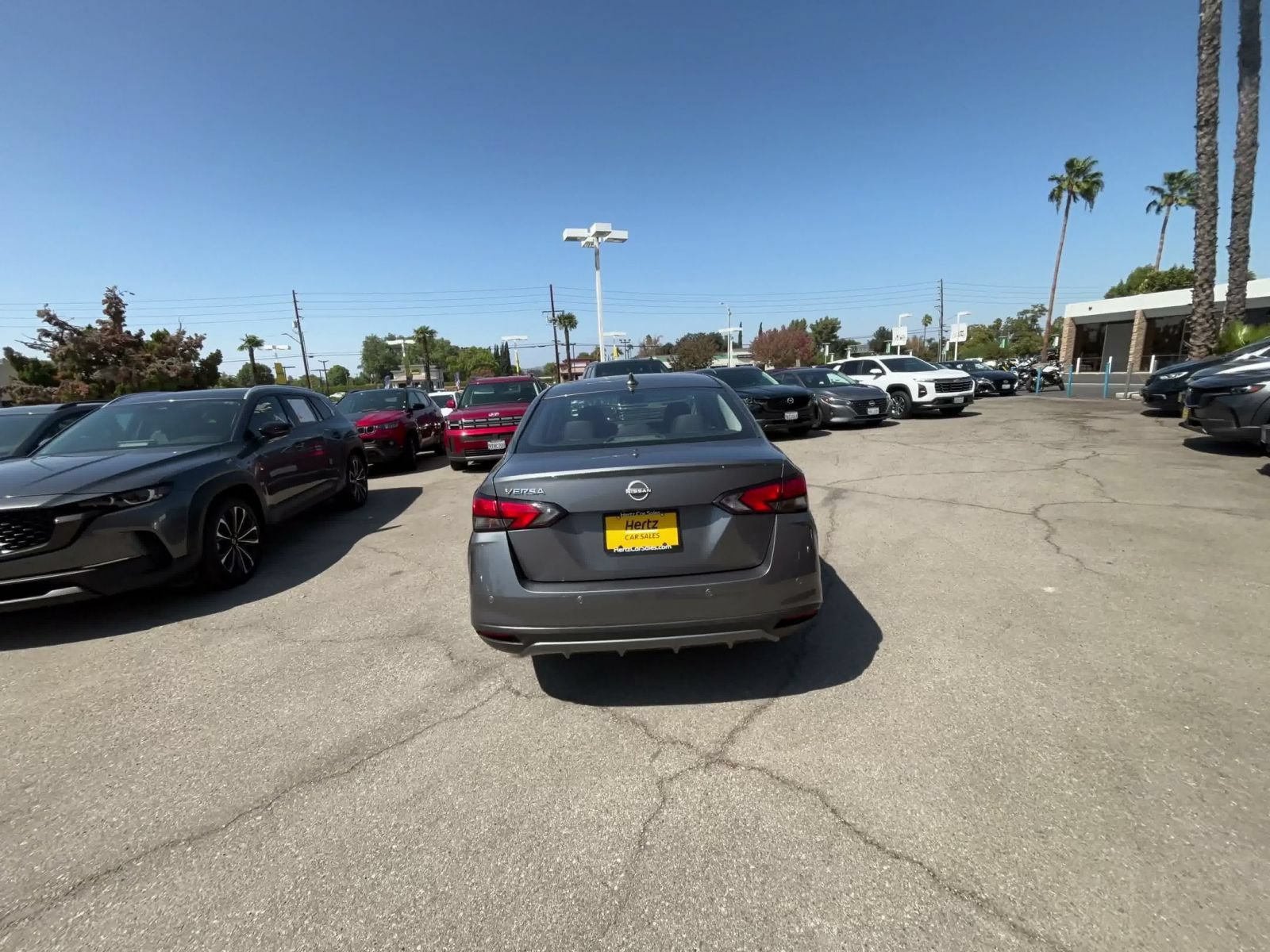 Used 2025 Nissan Versa SV FWD image 12
