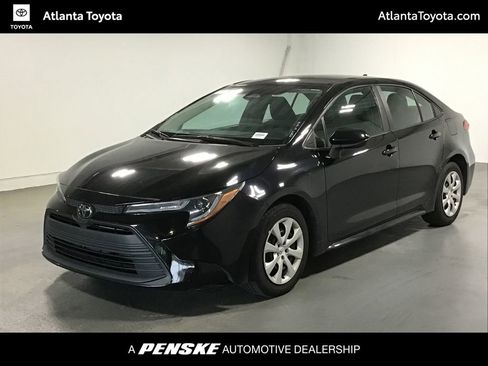 Used 2024 Toyota Corolla LE FWD image 1