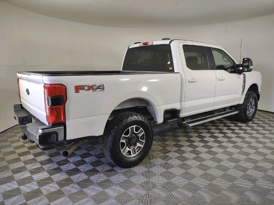 Used 2024 Ford F250 Lariat w/ FX4 Off-Road Package AWD/4WD image 10
