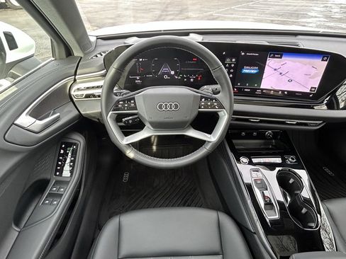 Used 2025 Audi A5 2.0T Premium Plus w/ Premium Plus image 3