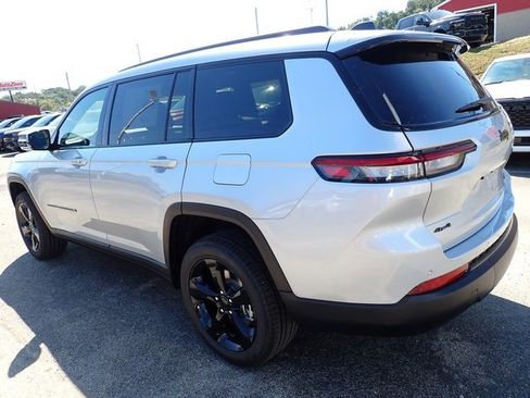 New 2025 Jeep Grand Cherokee L Limited w/ Black Appearance Package image 3
