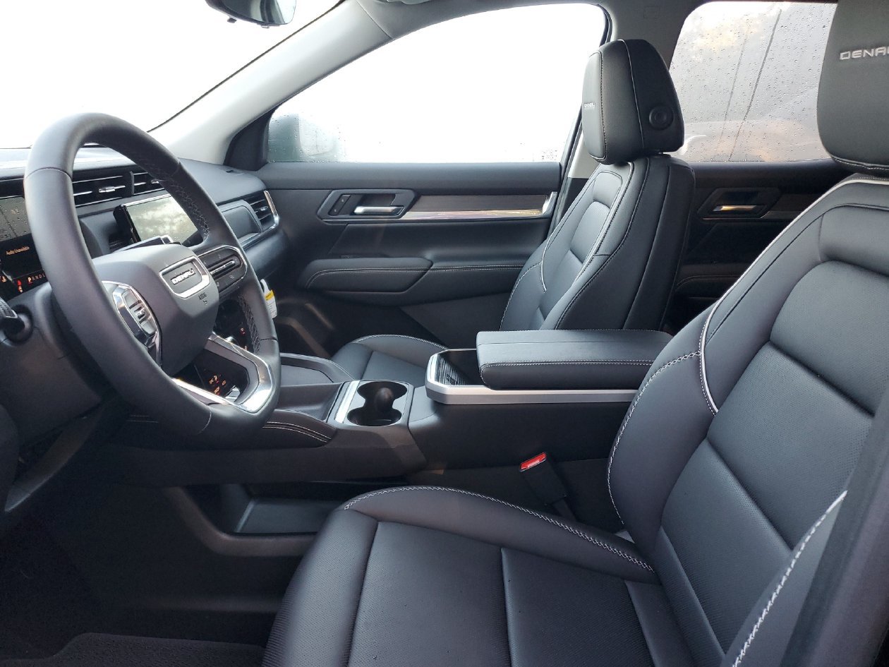 Used 2027 GMC Terrain Denali AWD/4WD image 18