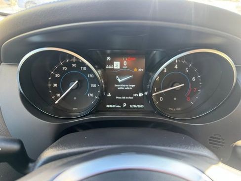 Used 2019 Jaguar F-PACE Prestige image 27