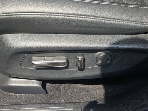Used 2024 Honda CR-V EX-L image 22