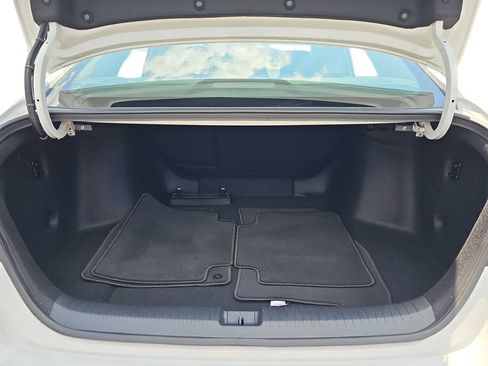 Used 2024 Honda Accord EX image 28
