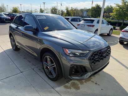 Used 2025 Audi Q5 e Premium Plus