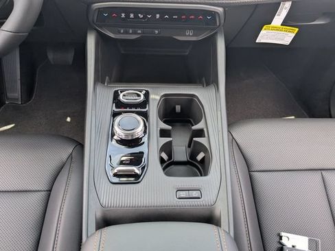 New 2026 Jeep Cherokee Limited AWD/4WD image 16
