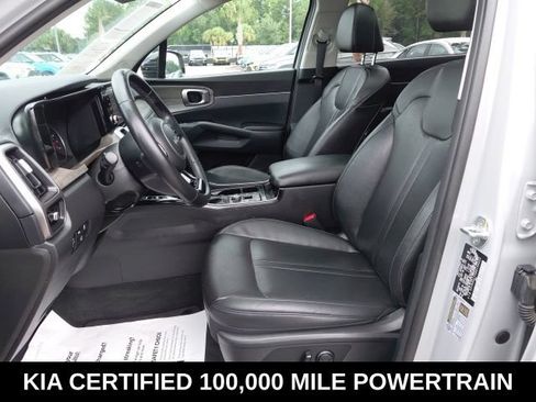 Certified 2022 Kia Sorento EX w/ Panoramic Sunroof Package FWD image 20