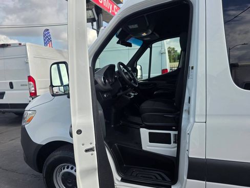 Used 2026 Mercedes-Benz Sprinter 2500 image 15