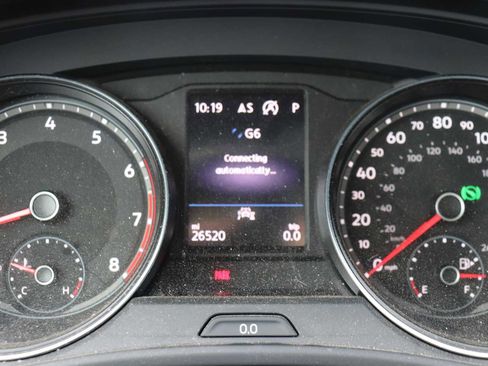 Used 2020 Volkswagen Atlas Cross Sport SE image 11