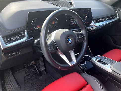 Used 2024 BMW X1 xDrive28i w/ Convenience Package AWD/4WD image 8