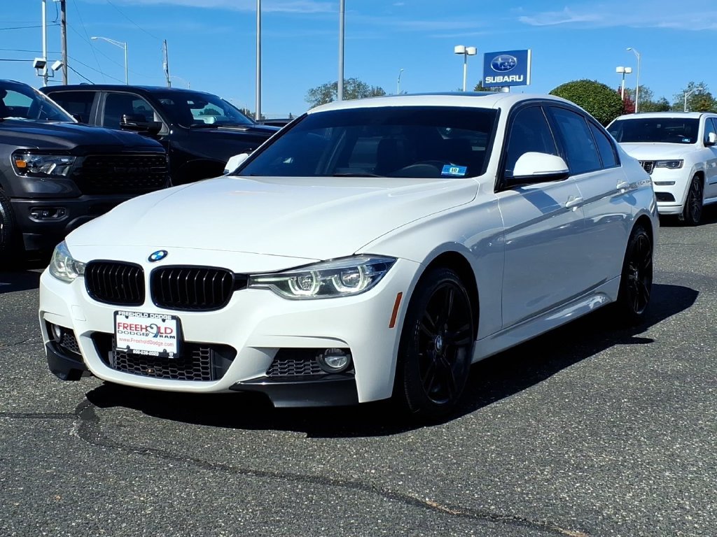 Used 2018 BMW 340i xDrive Sedan AWD/4WD image 3