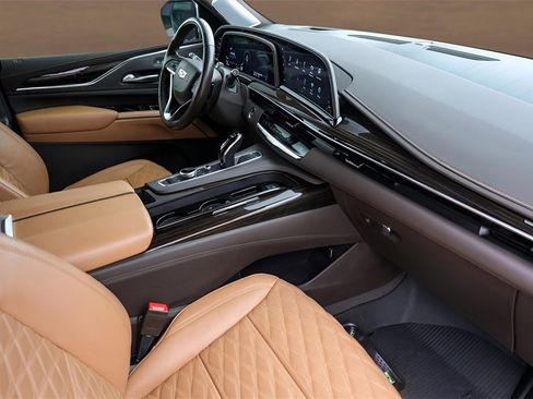 Certified 2021 Cadillac Escalade Sport w/ Driver Assist Tech Package image 33