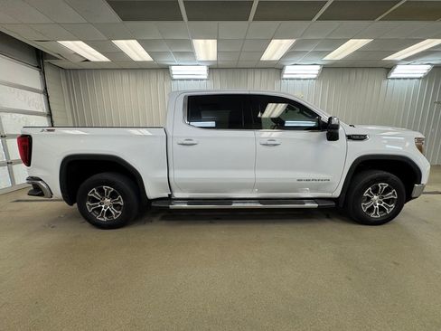 Used 2020 GMC Sierra 1500 SLE w/ SLE Value Package image 5