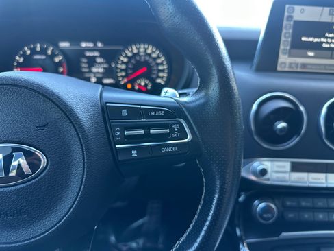 Used 2018 Kia Stinger GT2 image 20