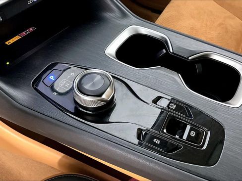 Used 2023 Lexus RZ 450e Premium image 15