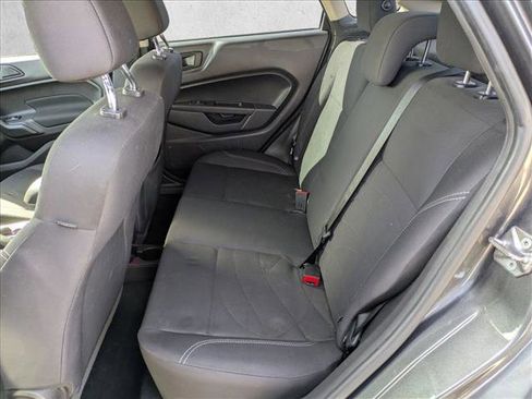Used 2018 Ford Fiesta SE image 17