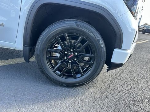 Used 2022 GMC Sierra 1500 Elevation image 8