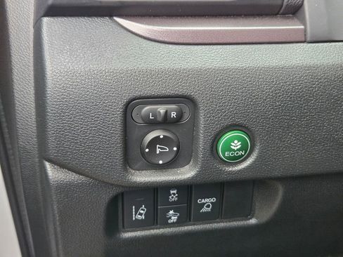 Used 2023 Honda Ridgeline RTL image 13