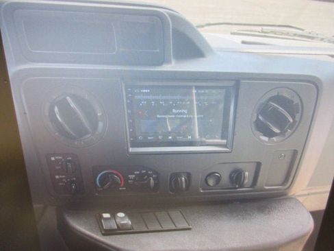Used 2019 Ford E-450 and Econoline 450 Super Duty w/ Shuttle Bus Prep Package RWD image 10