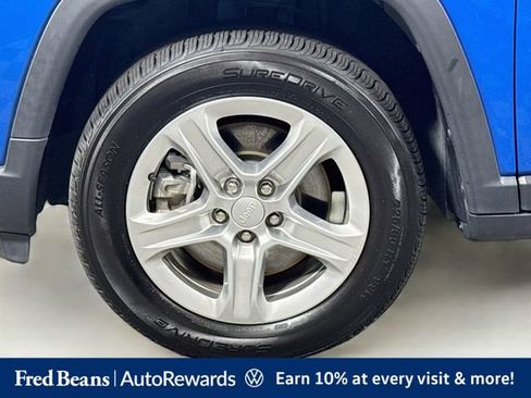 Used 2024 Jeep Compass Latitude AWD/4WD image 34