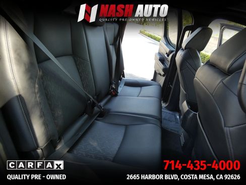Used 2025 Toyota Tacoma Limited AWD/4WD image 46
