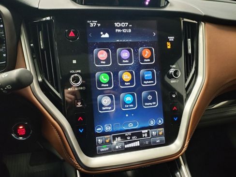 Used 2025 Subaru Outback Touring image 29