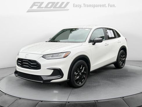 Certified 2024 Honda HR-V Sport image 3