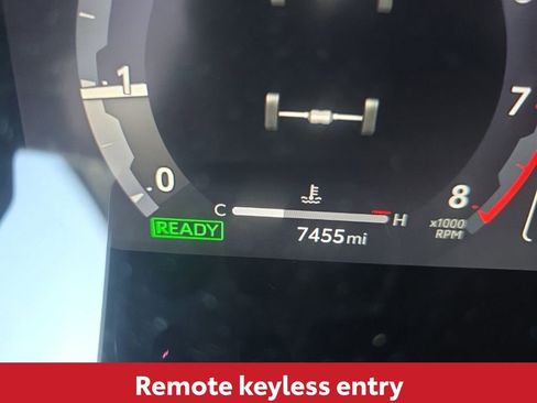 Used 2025 Toyota Tacoma TRD Sport AWD/4WD image 19