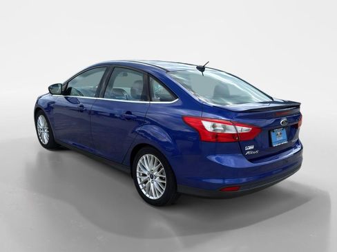 Used 2014 Ford Focus Titanium FWD image 3