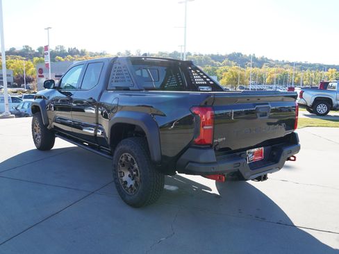 New 2025 Toyota Tacoma Trailhunter image 6