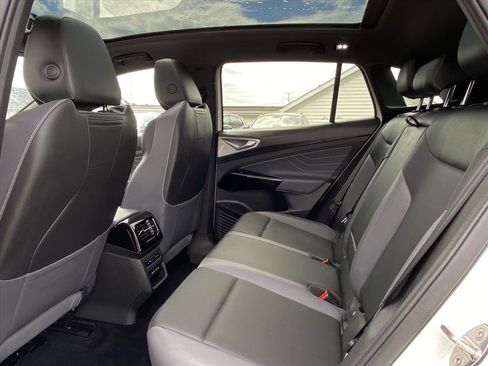 Used 2023 Volkswagen ID.4 Pro S Plus AWD/4WD image 20