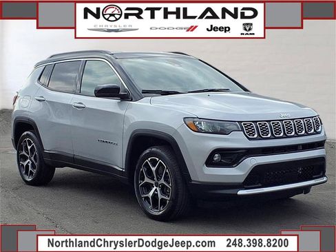Certified 2025 Jeep Compass Limited image 1