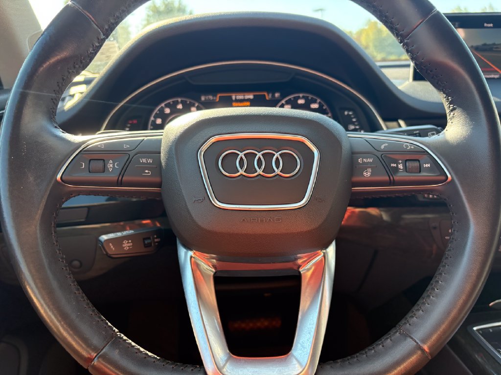 Used 2018 Audi Q7 3.0T Premium Plus w/ Premium Plus Package AWD/4WD image 8