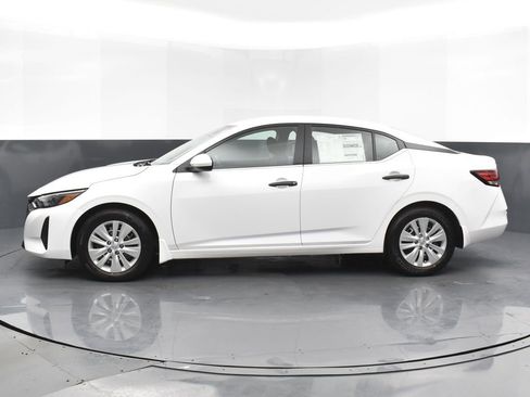 New 2025 Nissan Sentra S image 3